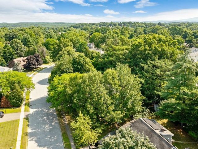 8 Brownell Drive, Essex Junction, VT 05452