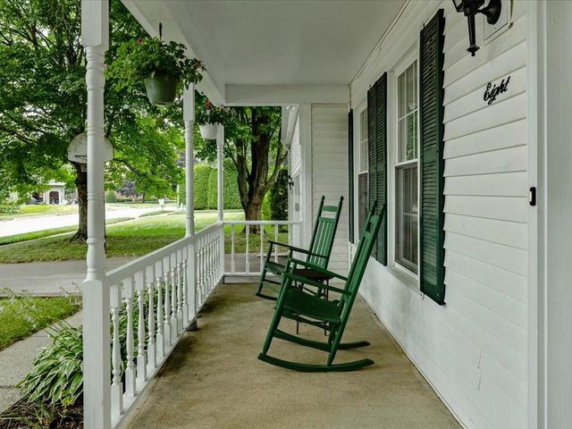 8 Brownell Drive, Essex Junction, VT 05452