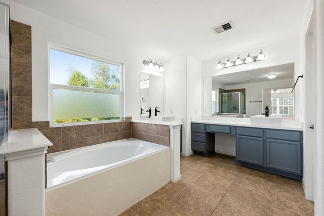 30802 Lavender Trace Drive, Spring, TX 77386