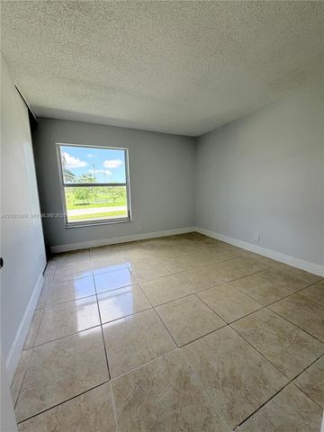 505 S Pine Island Rd 208B, Plantation, FL 33324