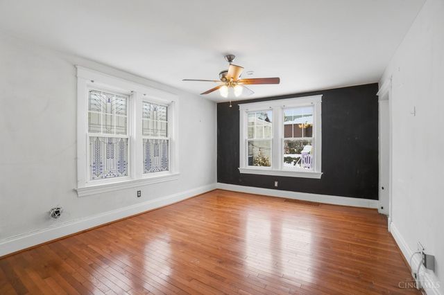 3613 Herschel Avenue, Cincinnati, OH 45208