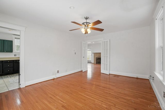 3613 Herschel Avenue, Cincinnati, OH 45208