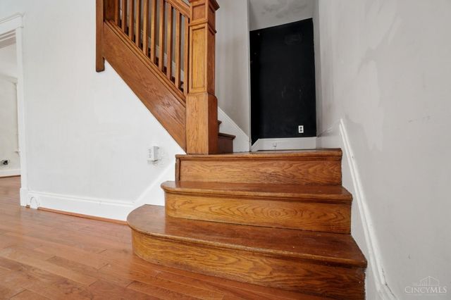 3613 Herschel Avenue, Cincinnati, OH 45208