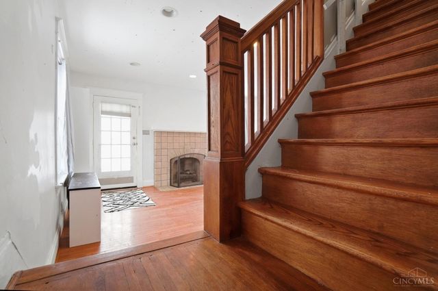 3613 Herschel Avenue, Cincinnati, OH 45208