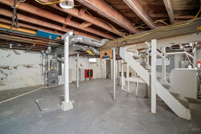 3613 Herschel Avenue, Cincinnati, OH 45208