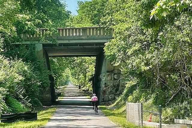 3613 Herschel Avenue, Cincinnati, OH 45208