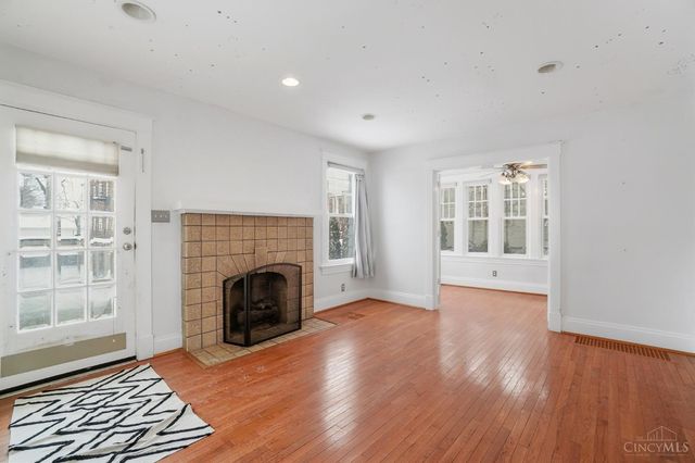 3613 Herschel Avenue, Cincinnati, OH 45208