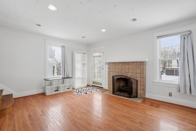 3613 Herschel Avenue, Cincinnati, OH 45208