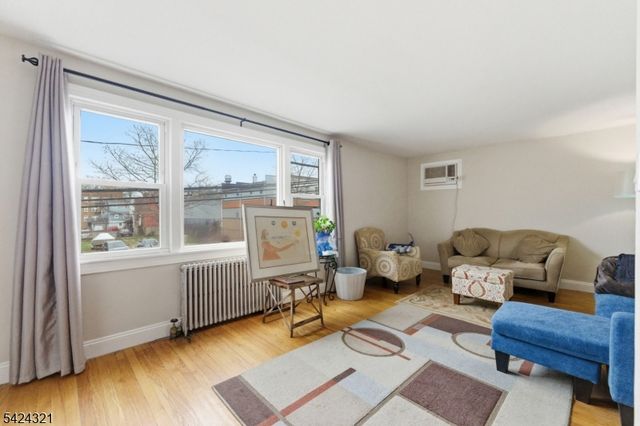 554 Kingsland Ave, Lyndhurst Twp., NJ 07071