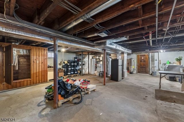 554 Kingsland Ave, Lyndhurst Twp., NJ 07071