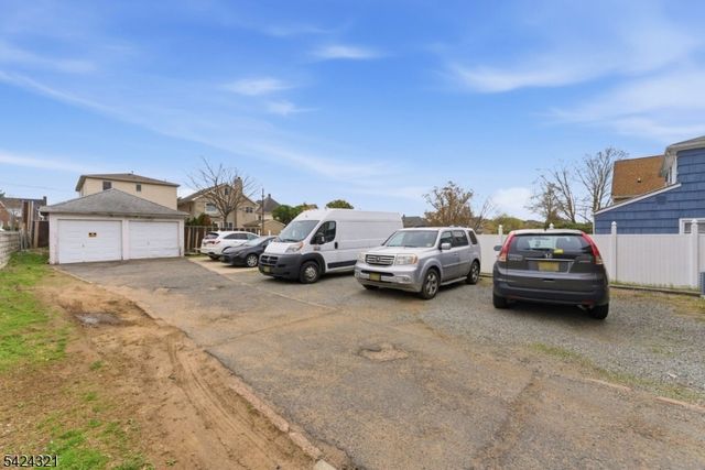 554 Kingsland Ave, Lyndhurst Twp., NJ 07071