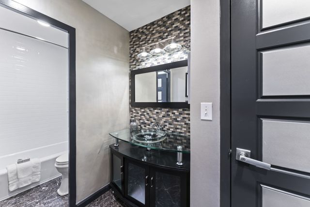 3415 West End Ave Apt 1101, Nashville, TN 37203