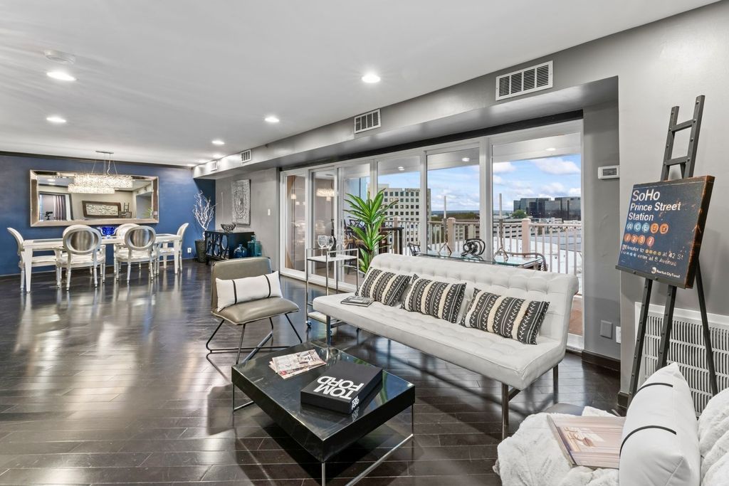 3415 West End Ave Apt 1101, Nashville, TN 37203