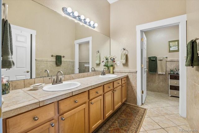6000 W Floyd Avenue 115, Denver, CO 80227