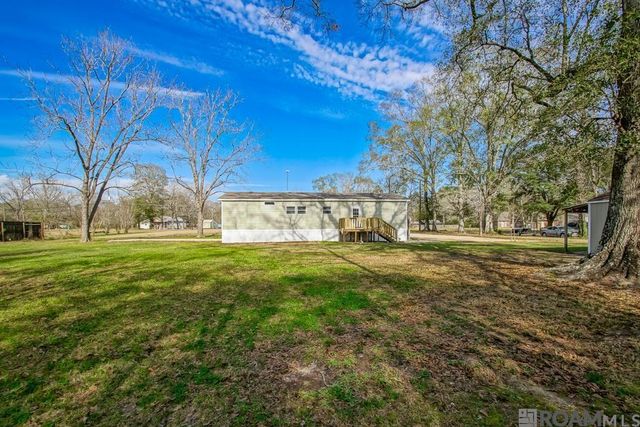 13878 Friendship Rd, Walker, LA 70785