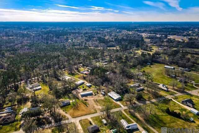 13878 Friendship Rd, Walker, LA 70785