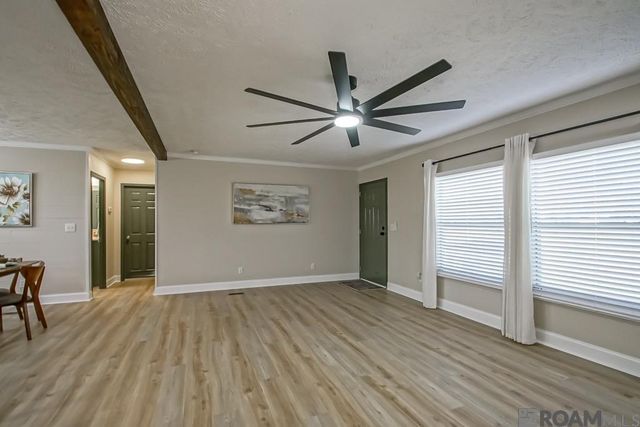 13878 Friendship Rd, Walker, LA 70785