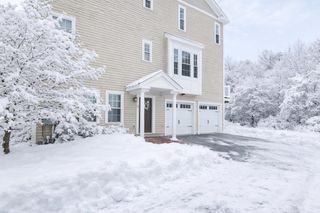 34 Acadia Lane, Exeter, NH 03833