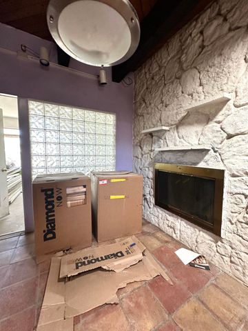 621 N Palmer Lane NE, Rio Communities, NM 87002