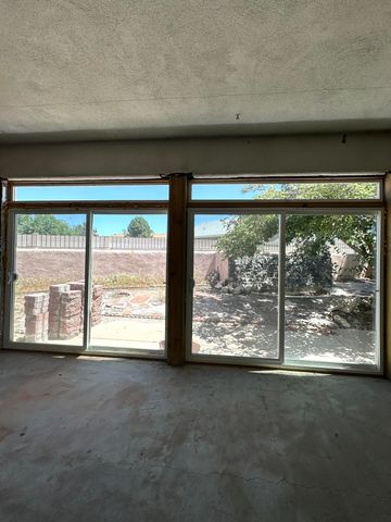 621 N Palmer Lane NE, Rio Communities, NM 87002