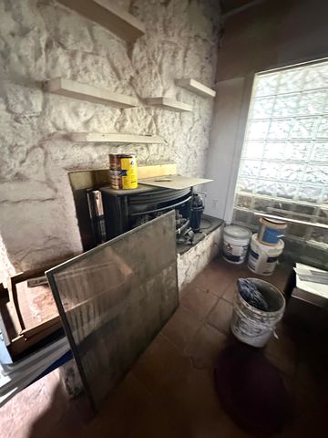 621 N Palmer Lane NE, Rio Communities, NM 87002