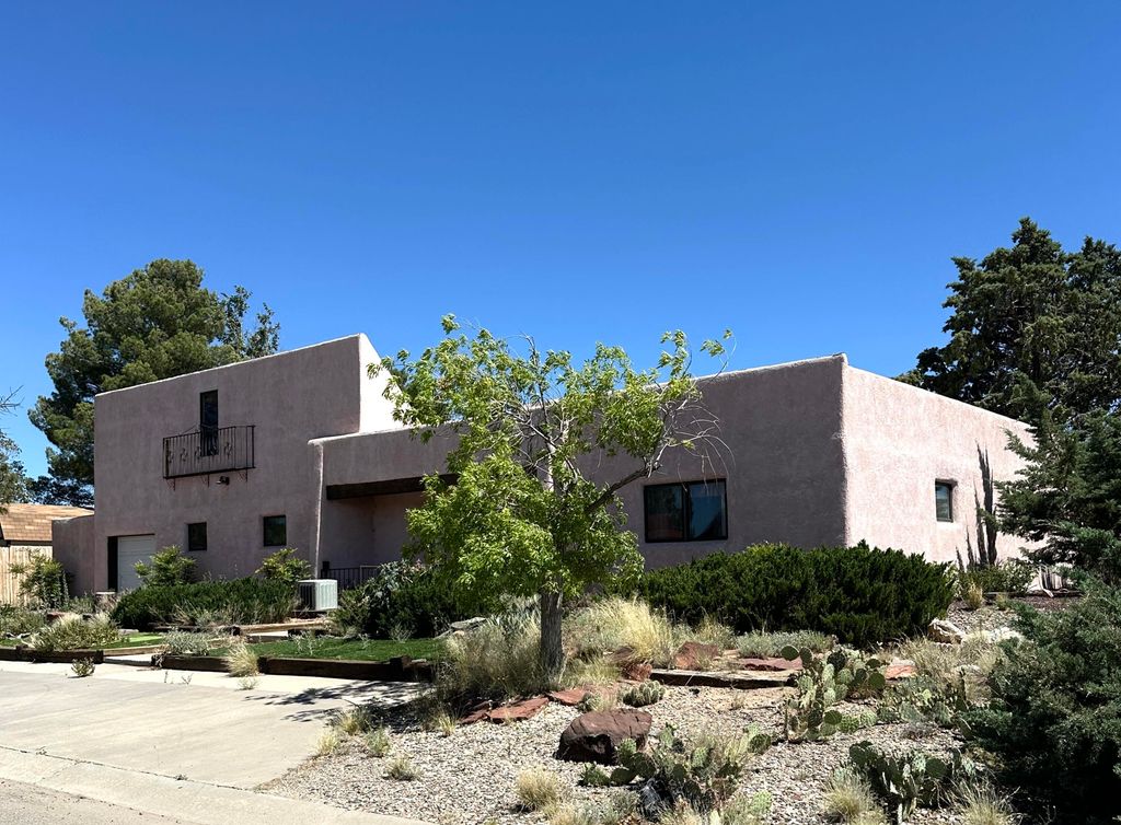 Image 48 of property listing at 621 N Palmer Lane NE, Rio Communities, NM 87002