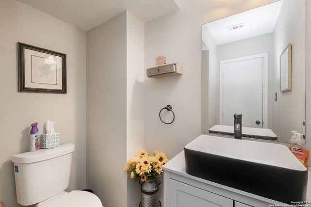 141 Briar St, Cibolo, TX 78108