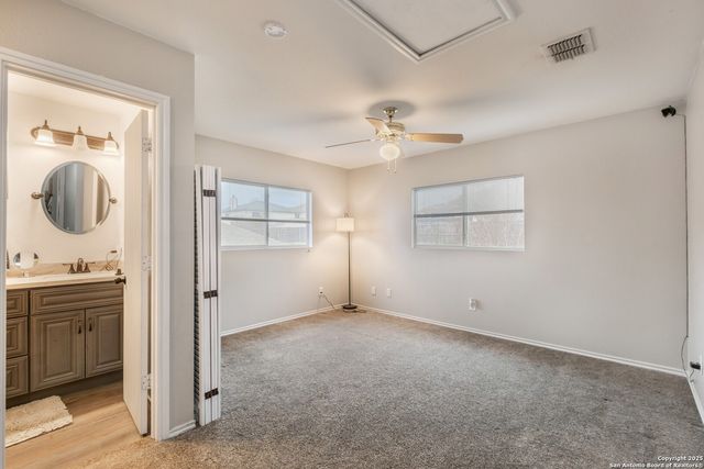 141 Briar St, Cibolo, TX 78108