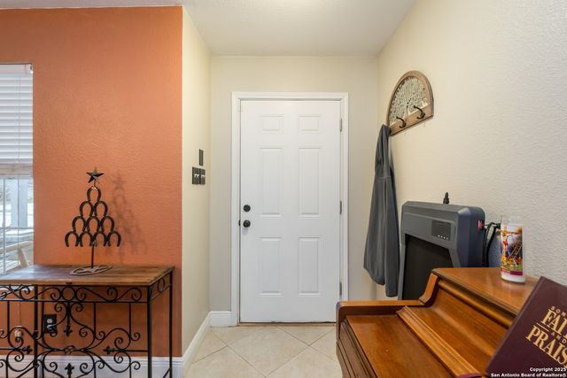 141 Briar St, Cibolo, TX 78108