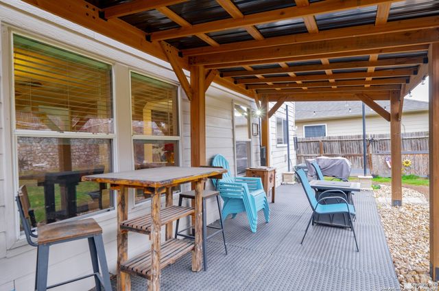 141 Briar St, Cibolo, TX 78108