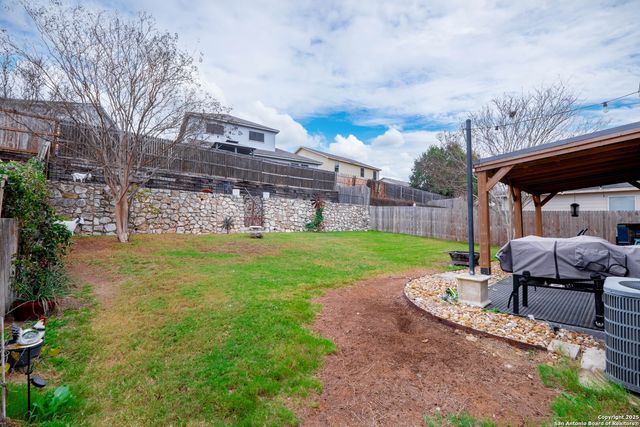 141 Briar St, Cibolo, TX 78108