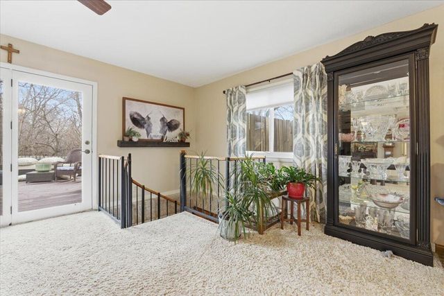 446 MOUNT VERNON Street, Council Bluffs, IA 51503