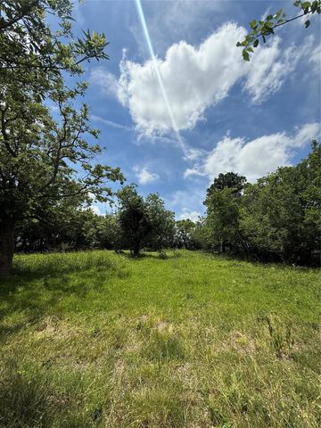 2929 2nd Avenue N, Texas City, TX 77590