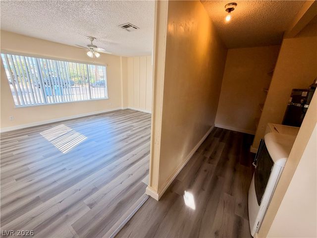 961 Toni Avenue, Las Vegas, NV 89119