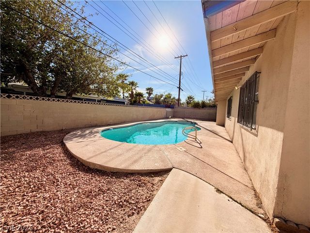 961 Toni Avenue, Las Vegas, NV 89119