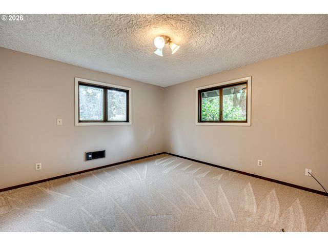 20811 Ne FREEDOM Rd, Battle Ground, WA 98604