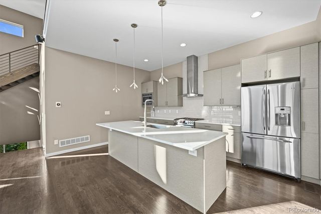28424 Tepees Way, Evergreen, CO 80439