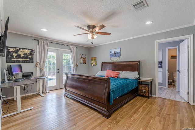 746 W Merriweather, New Braunfels, TX 78130