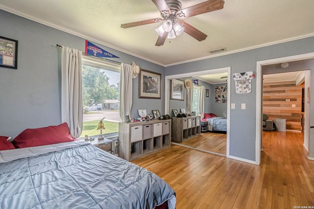 746 W Merriweather, New Braunfels, TX 78130