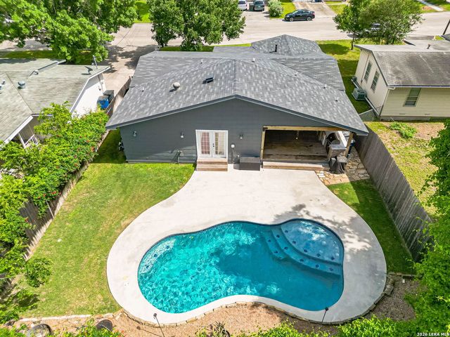 746 W Merriweather, New Braunfels, TX 78130