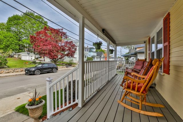 170 Warwick St, Lowell, MA 01851