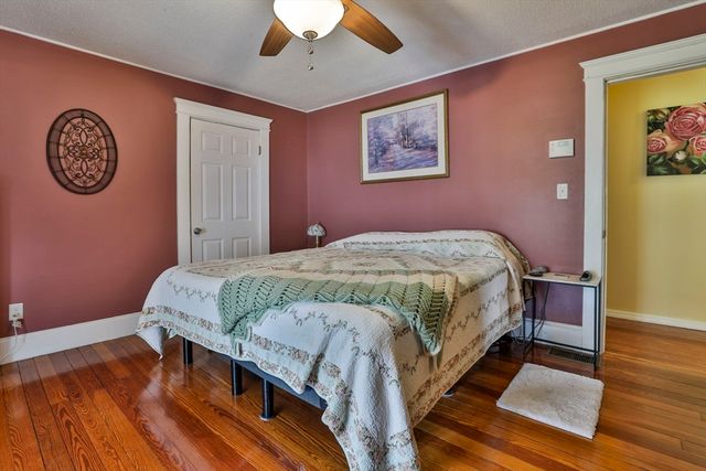 170 Warwick St, Lowell, MA 01851
