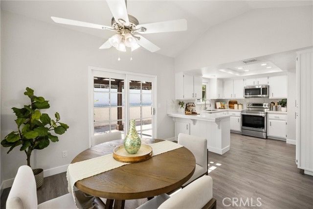 23633 Fair Weather, Canyon Lake, CA 92587