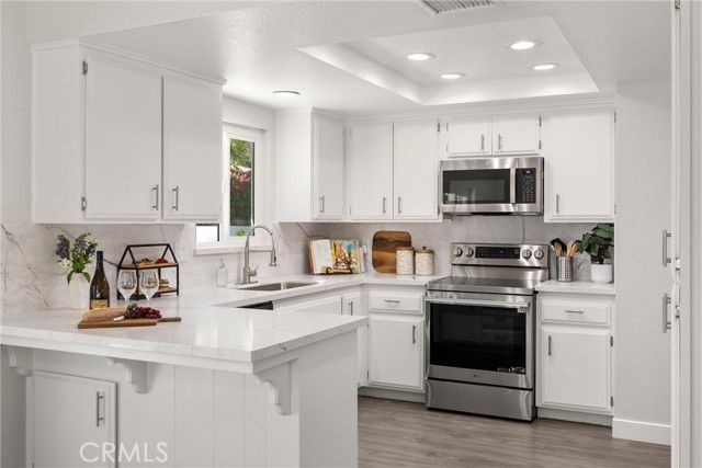 23633 Fair Weather, Canyon Lake, CA 92587