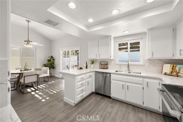 23633 Fair Weather, Canyon Lake, CA 92587