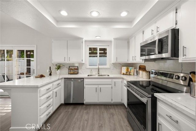 23633 Fair Weather, Canyon Lake, CA 92587