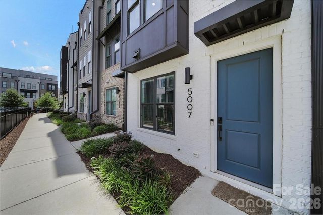 5007 Tiny Lane, Charlotte, NC 28203