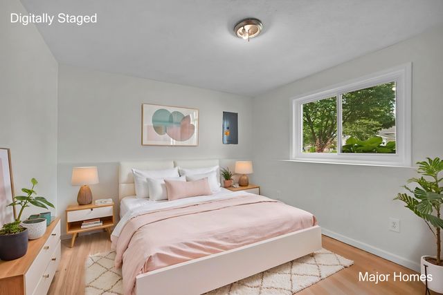 130 Regent Street Se, City Of Kentwood, MI 49548