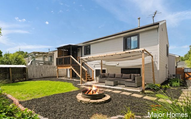 130 Regent Street Se, City Of Kentwood, MI 49548