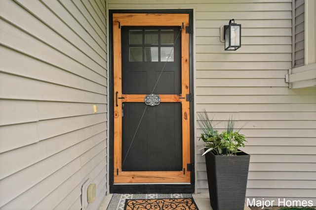 130 Regent Street Se, City Of Kentwood, MI 49548